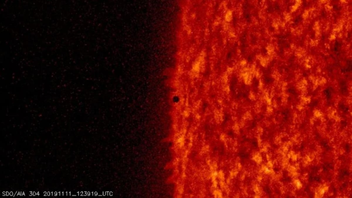 Mercurio pasea frente al Sol, NASA, ciencia, planetas