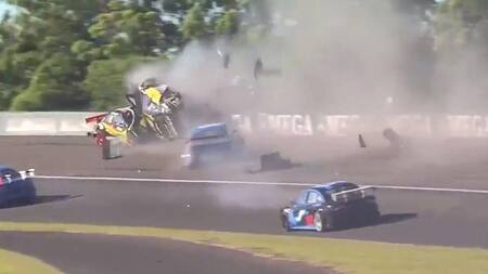 Impresionante accidente del "Dipy" en la largada del Top Race Junior