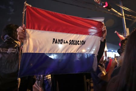Manifestantes a favor de Payo Cubas. Foto: EFE.