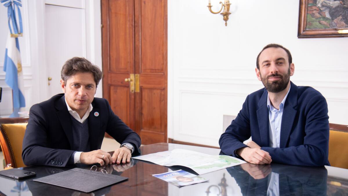 Axel Kicillof y Damián Selci. Foto: Prensa.
