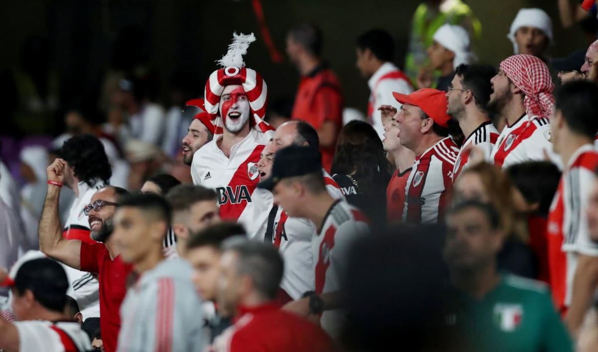 Al Ain vs River - Hinchas - Mundial de Clubes Reuters