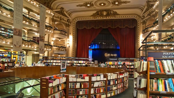 La librería de todos los récords en CABA: es considerada la más linda del mundo y guarda un secreto de Carlos Gardel