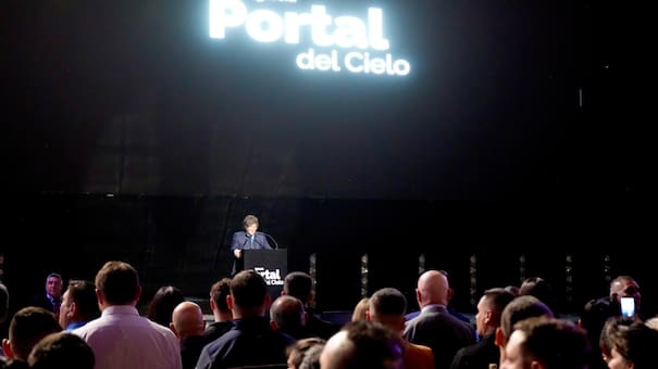 Javier Milei inauguró el templo evangélico Portal del Cielo