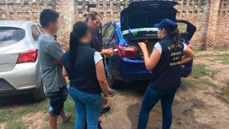 Rosario: dos policías fueron a responder por un asalto y se robaron 62 mil pesos