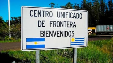 Viajá desde Argentina a Uruguay en auto: los documentos necesarios, peajes internacionales y el precio del combustible