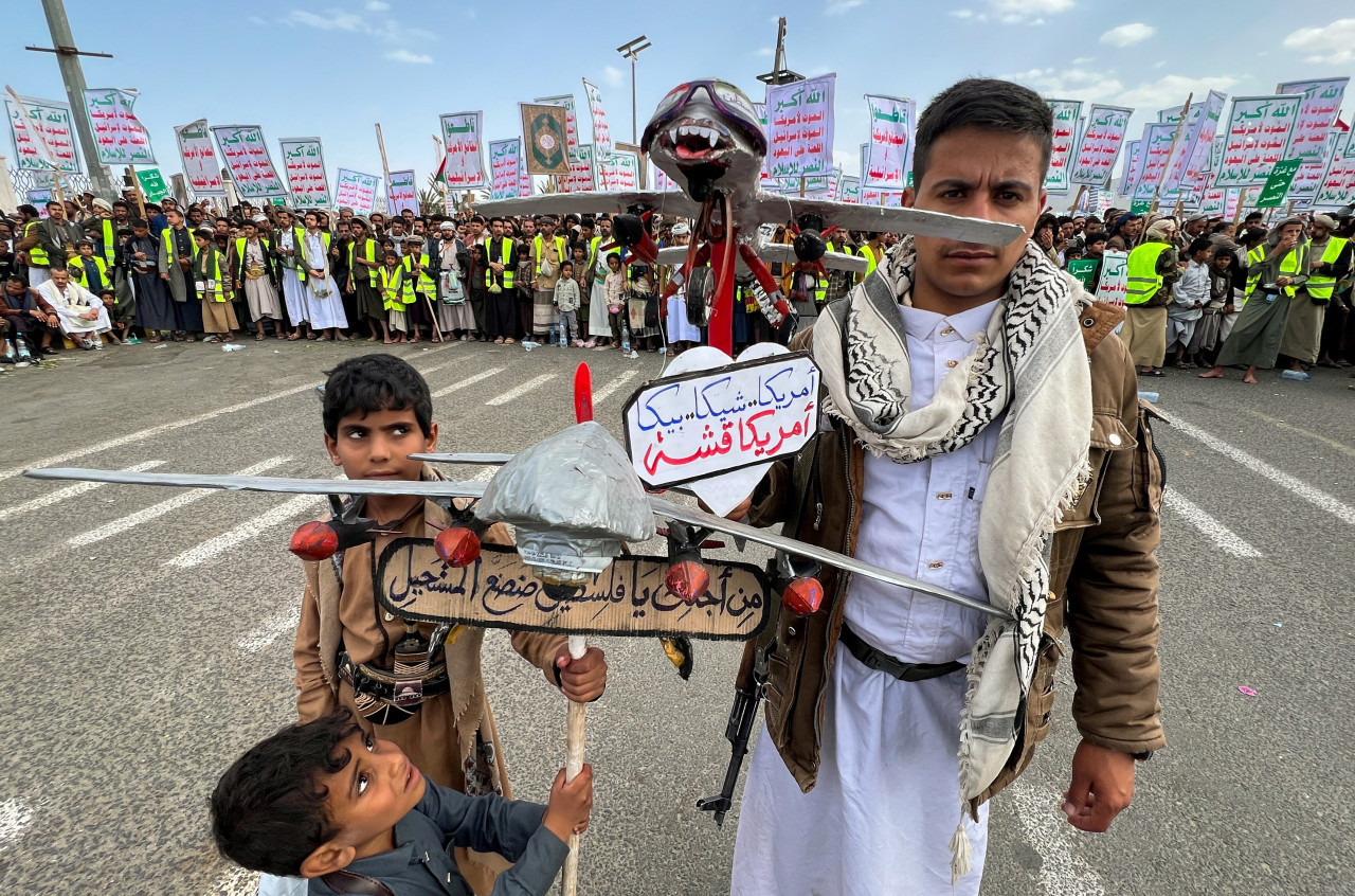 Hutíes del Yemen. Foto: Reuters/Adel Al Khader
