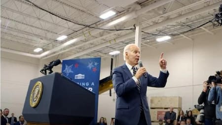 Biden festejó la victoria de la selección estadounidense durante un acto político