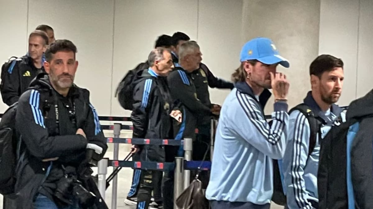 Bronca en la delegación de la Selección Argentina con Chile. Foto: X @salvatorenasca