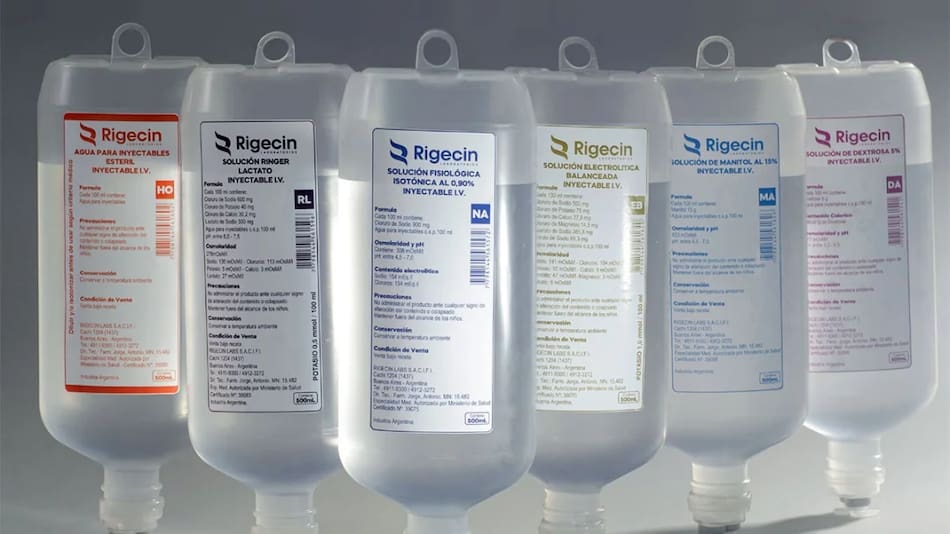 Solución fisiológica prohibida por ANMAT.