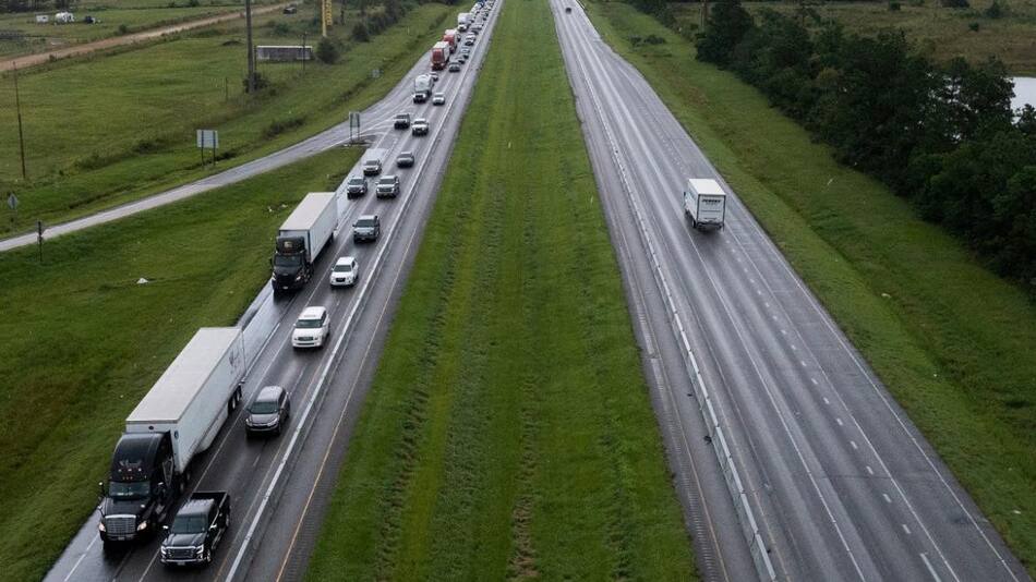 Evacuación en Nueva Orleans ante la amenazante llegada del huracán Ida, Reuters.