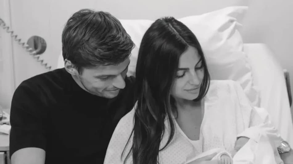 Max Verstappen y su novia Kelly Piquet presentaron a su hija. Foto: NA.