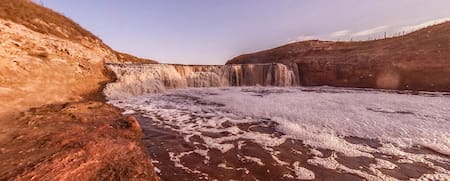 Una cascada impresionante en Buenos Aires. Foto: Turismo Coronel Dorrego.