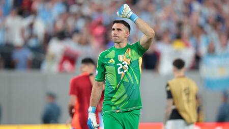 Emiliano "Dibu" Martínez; Argentina vs. Chile; Copa América 2024. Foto: Reuters.