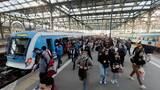 Tras varias horas de demoras y cancelaciones, el Tren Sarmiento normalizó su servicio