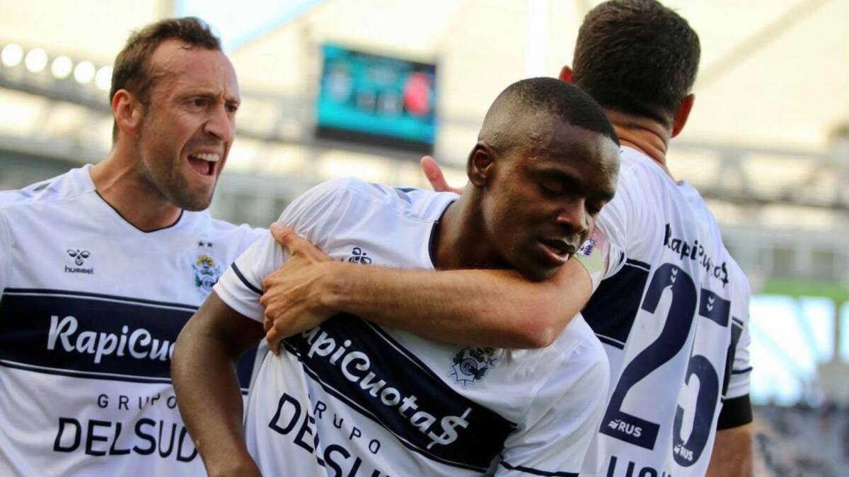 Gimnasia vs Newells, fútbol argentino, NA