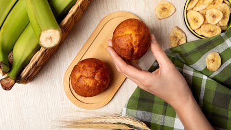 Receta muy fácil y sin horno: cómo hacer muffins de banana en pocos minutos