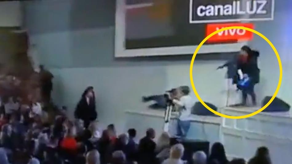 Drama en templo evangélico en Rosario, Foto captura video Canal Luz