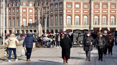 Mar del Plata, rambla, turistas, NA
