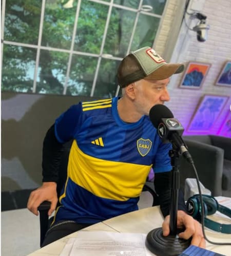 Andy Kusnetzoff con la camiseta de Boca Juniors. Foto: Instagram / andykusnetzoff.