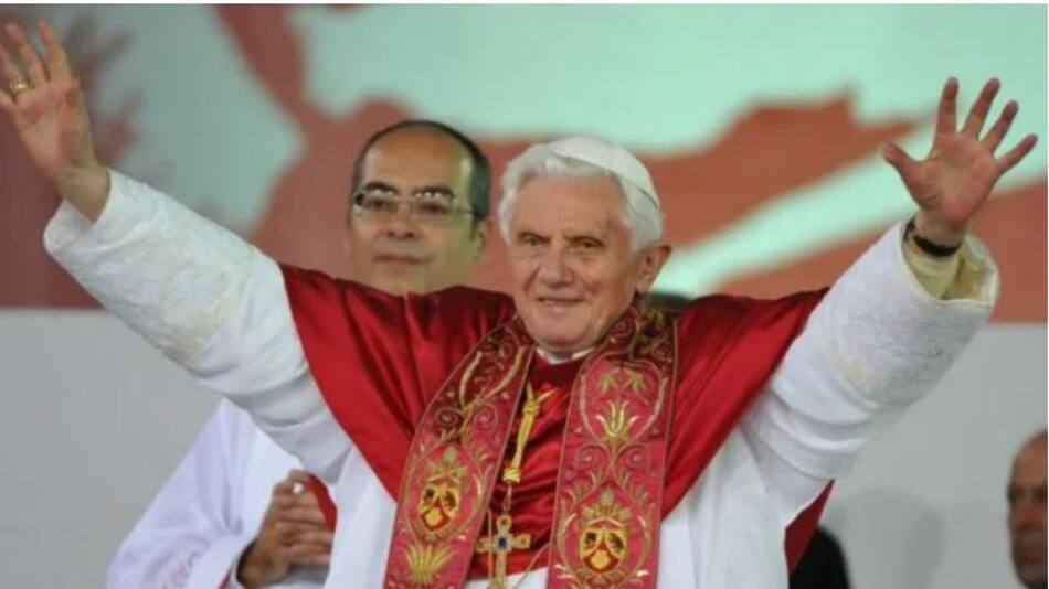 Benedicto XVI_NA