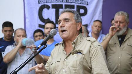 Juan Carlos Schmid (NA)