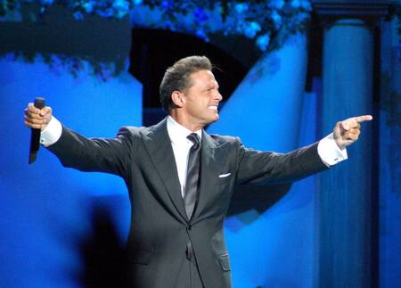 Luis Miguel, cantante, música