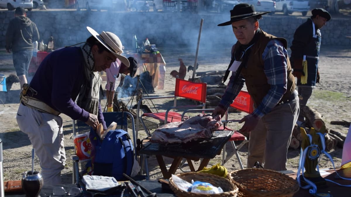 Torneo Nacional e Internacional de Asado a la Estaca en alturas.