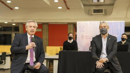 Alberto Fernández y Jorge Ferraresi, foto NA