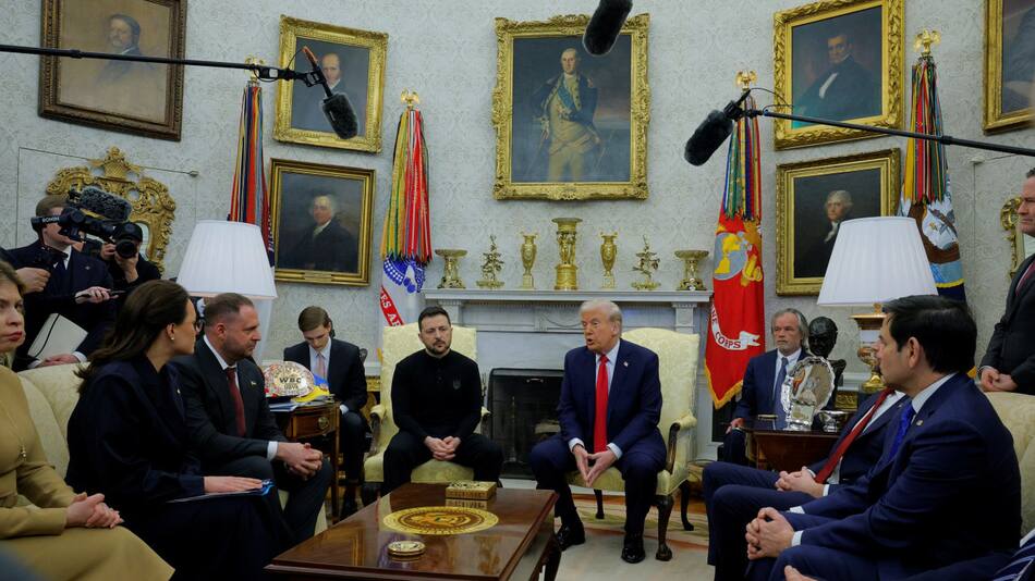 Donald Trump se reunió con Volodimir Zelenski. Foto: Reuters/Brian Snyder