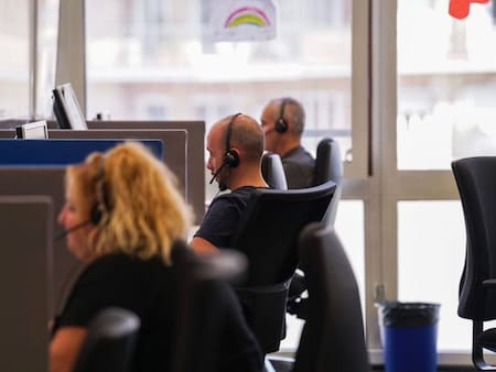 Empresa de teleoperadores. Foto: EFE