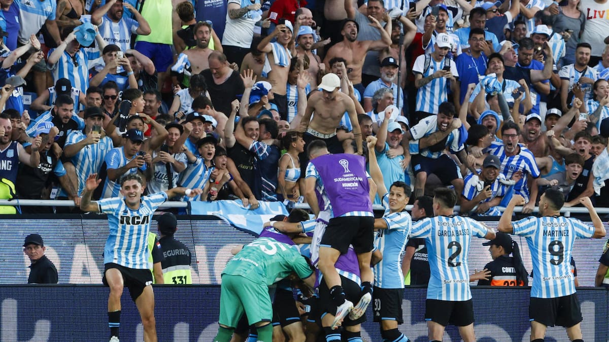 Racing vs Cruzeiro; final Copa Sudamericana. Foto: EFE
