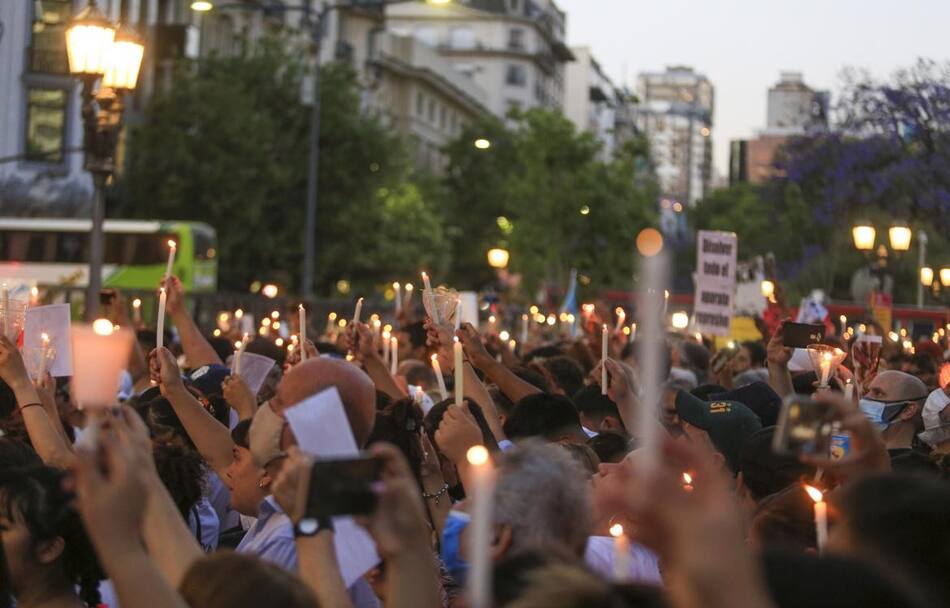 Crimen de Lucas González: masiva marcha de familiares, amigos y vecinos, NA