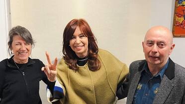 Máximo Kirchner recordó el ataque a Cristina y llamó a votar con conciencia: “Como si ella estuviera en la lista”
