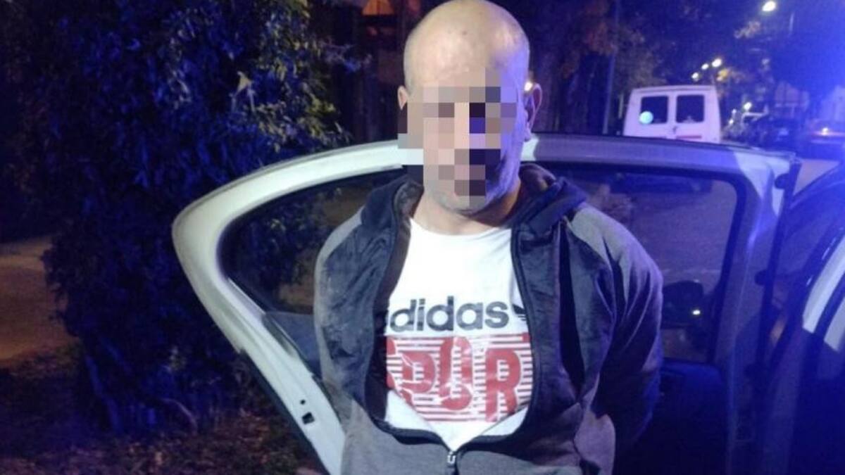 Detenido por amenazar y echar a su familia de la casa
