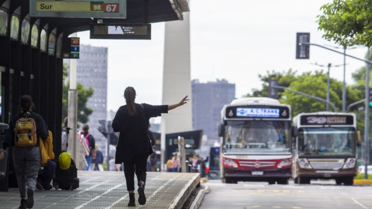 Aumento de transporte público. Foto: NA.