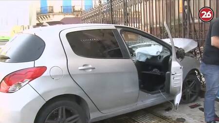 Escapaba de la policía, chocaron contra una iglesia, policiales