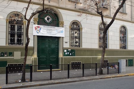 Colegio Guadalupe de Palermo.