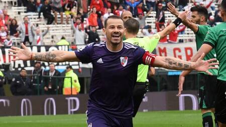 Festejo de River - Rodrigo Mora