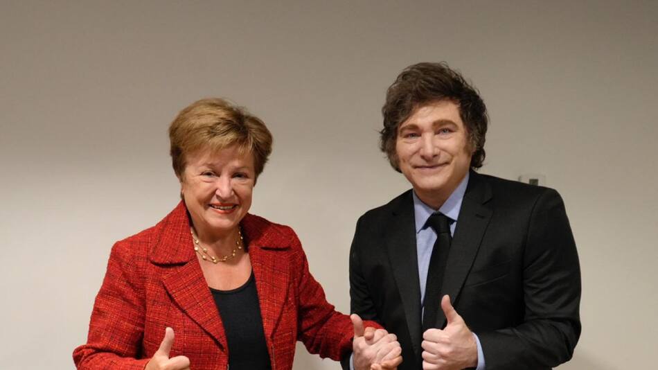 Javier Milei junto a la la Directora del FMI, Kristalina Gueorguieva. Foto: Presidencia