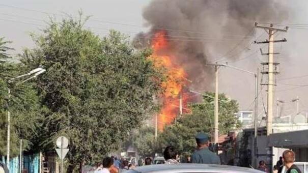 Decenas de víctimas por una explosión en una mezquita en Afganistán