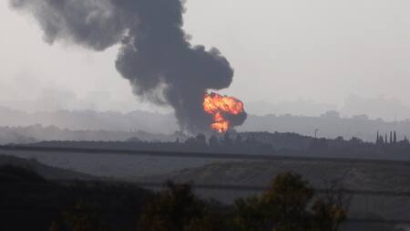 Bombardeos israelíes sobre Gaza. Foto: EFE.