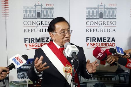 José María Balcázar, nuevo presidente de Perú.