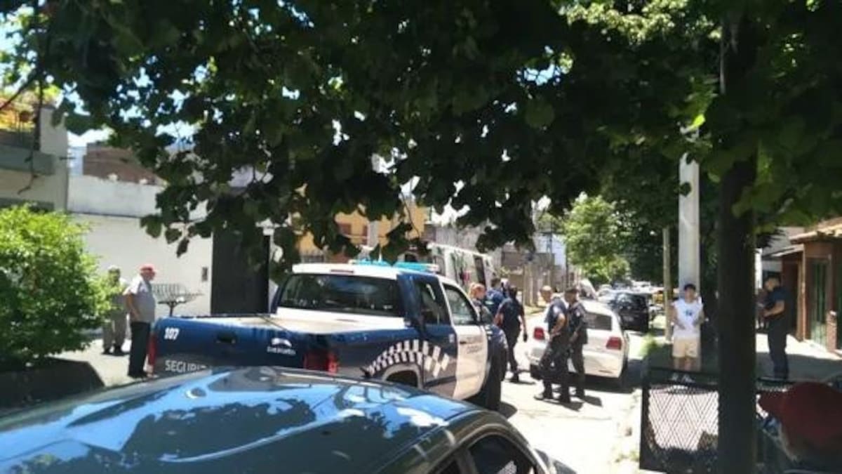 Crimen de un hombre que pactó por redes la compra de un celular en Villa Ballester.