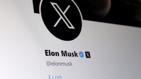 Logo de X; Twitter; Elon Musk. Foto: Reuters.