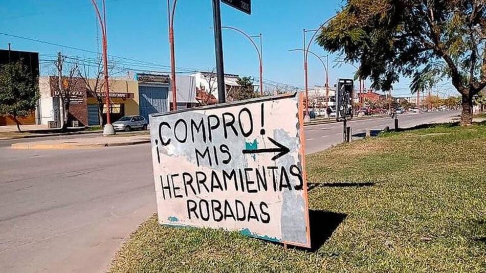 Robo a hombre con herramientas