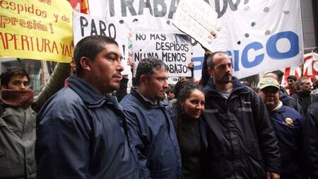 Cortes de accesos y marchas al Congreso de trabajadores de PepsiCo