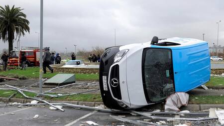 Chile - secuelas de tornado Reuters