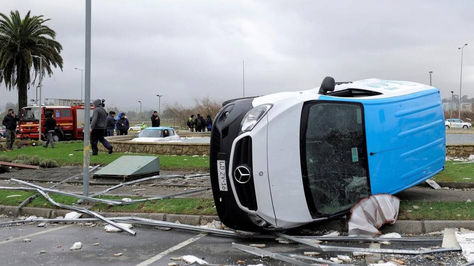 Chile - secuelas de tornado Reuters