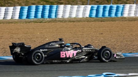 El monoplaza que usó Alpine para las pruebas de pretemporada 2025. Foto: Motorsport.