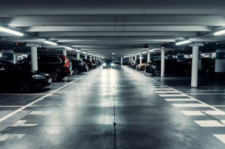 Estacionamiento subterráneo. Foto: Unsplash